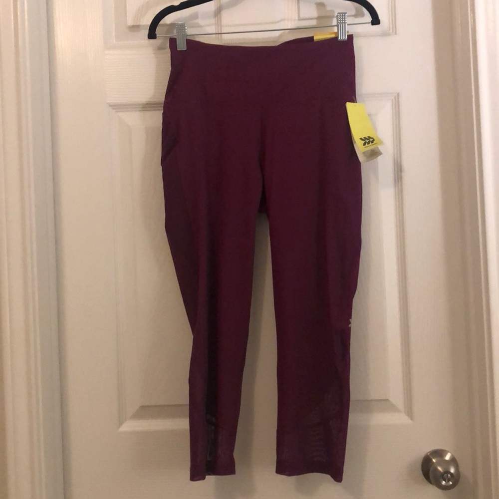 Women’s Athletic Leggings
